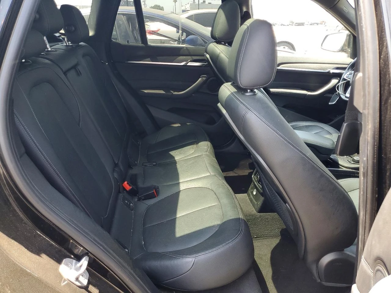 BMW X1, снимка 11 - Автомобили и джипове - 55753792