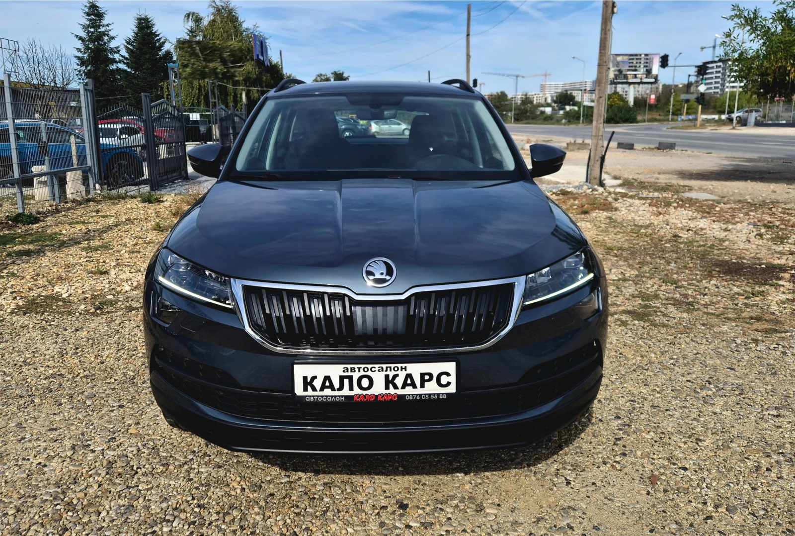 Skoda Karoq 90 584 КМ. / ДИСТРОНИК / КАМЕРА, снимка 3 - Автомобили и джипове - 56108184