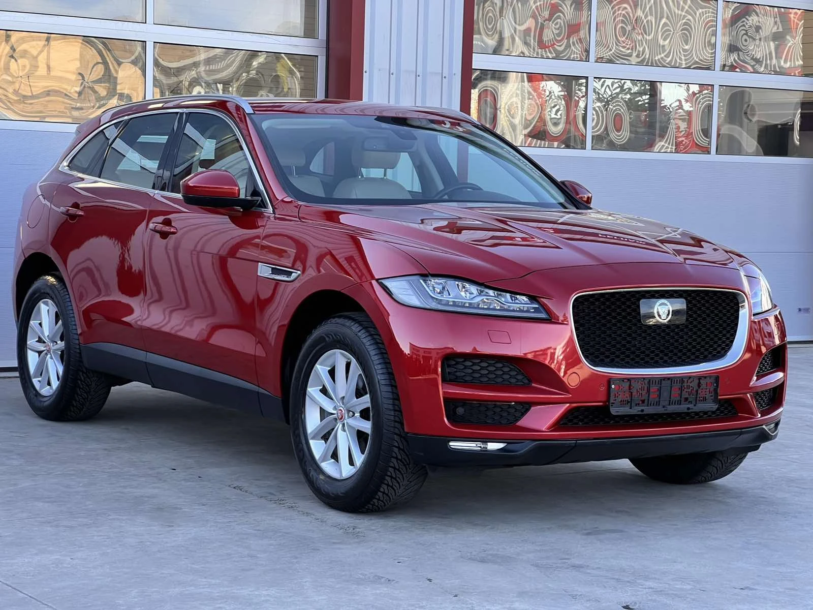 Jaguar F-PACE 2.0D-PORTFOLIO-134.000km-DISTRONIC-FULL, снимка 5 - Автомобили и джипове - 56316328