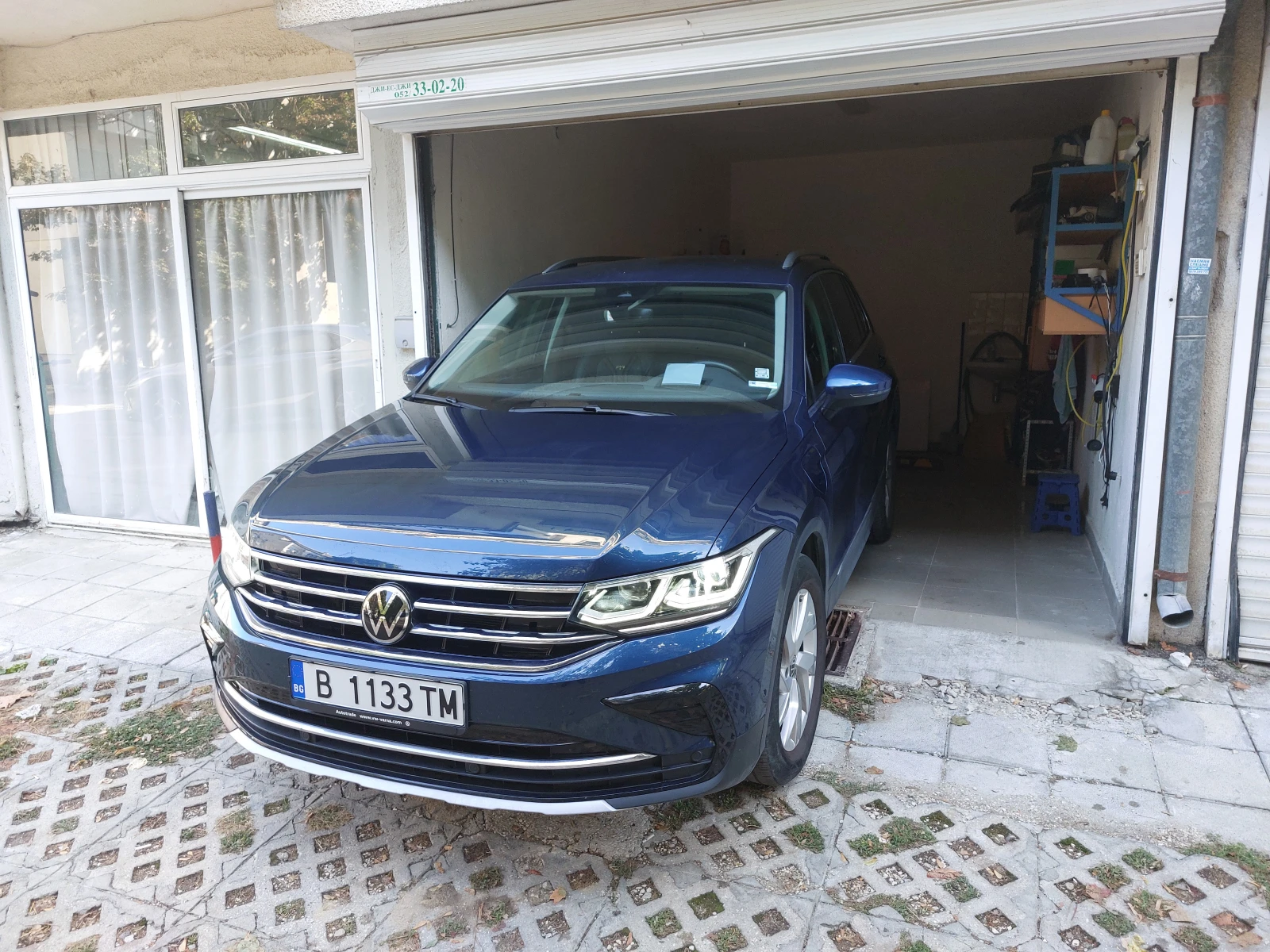 VW Tiguan Elegance, снимка 3 - Автомобили и джипове - 56569545