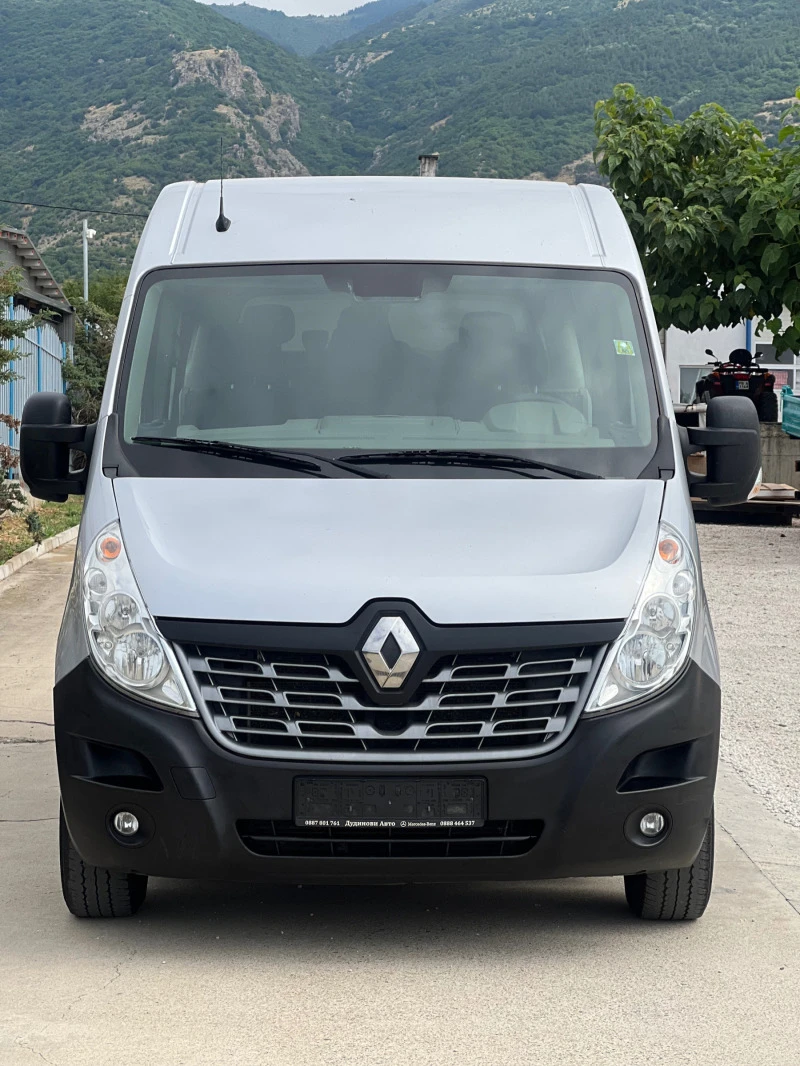 Renault Master 6-места / 130к.с / 2016 / Топ състояние, снимка 2 - Бусове и автобуси - 46376516