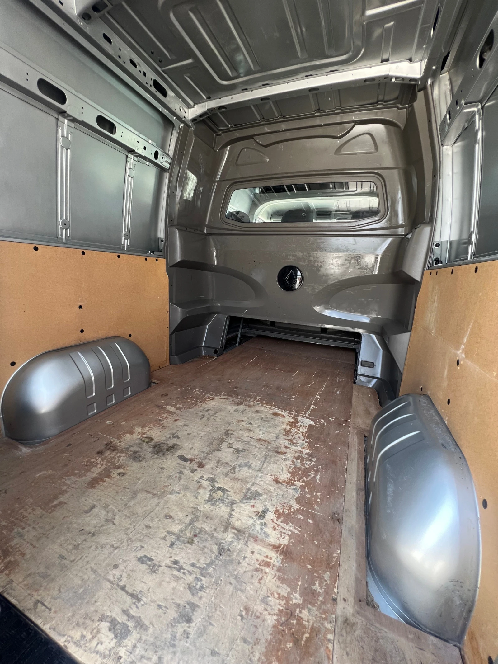 Renault Master 6- / 130. / 2016 /   | Mobile.bg   16