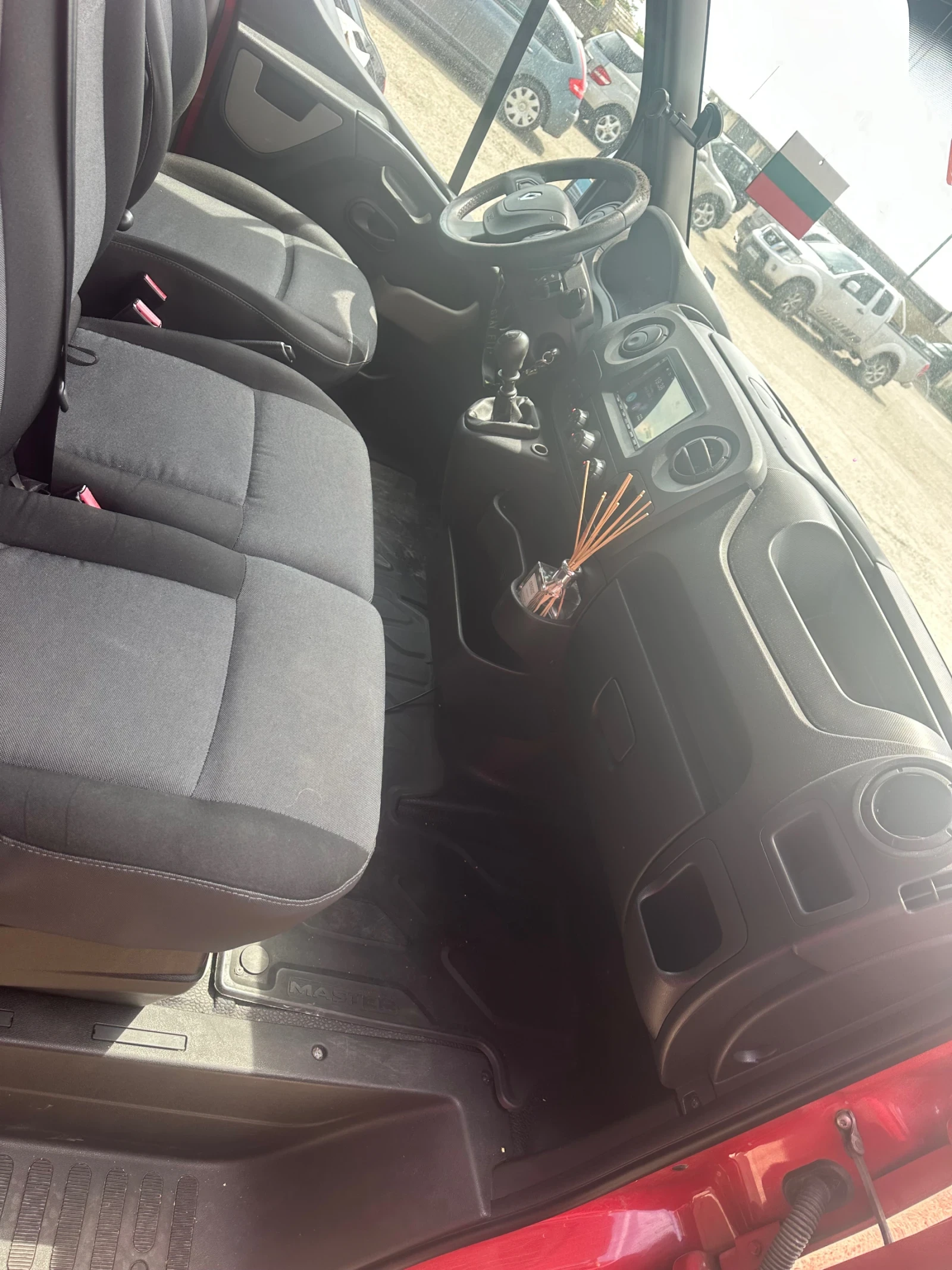 Renault Master, снимка 5 - Бусове и автобуси - 54933879