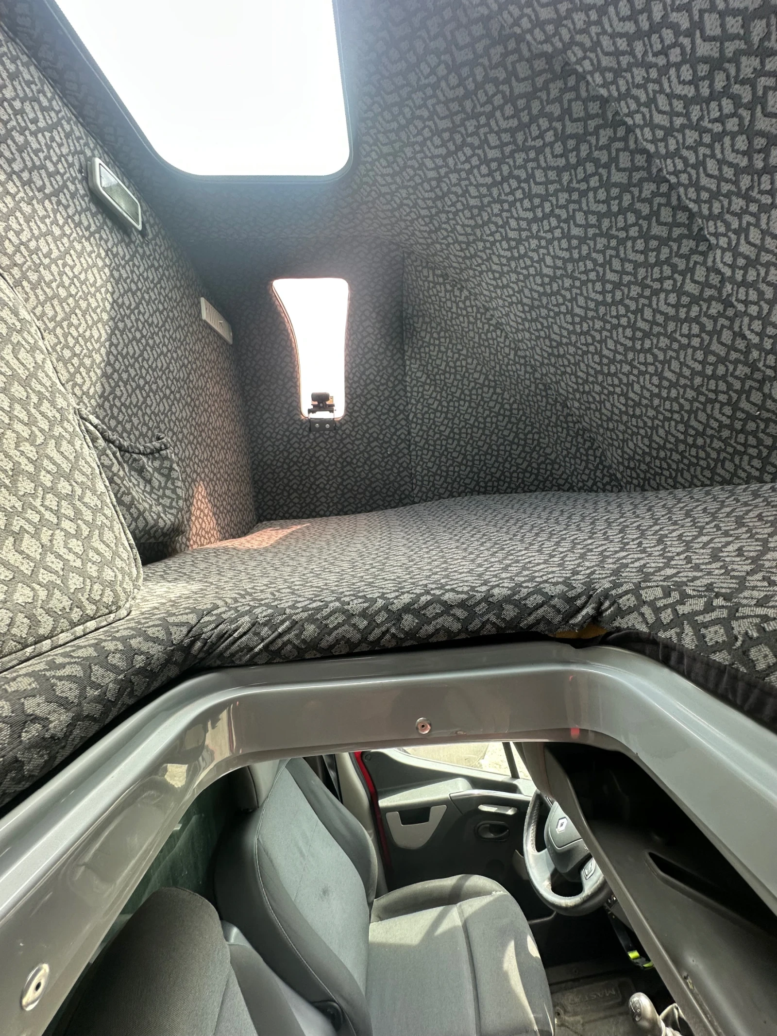 Renault Master, снимка 10 - Бусове и автобуси - 54933879