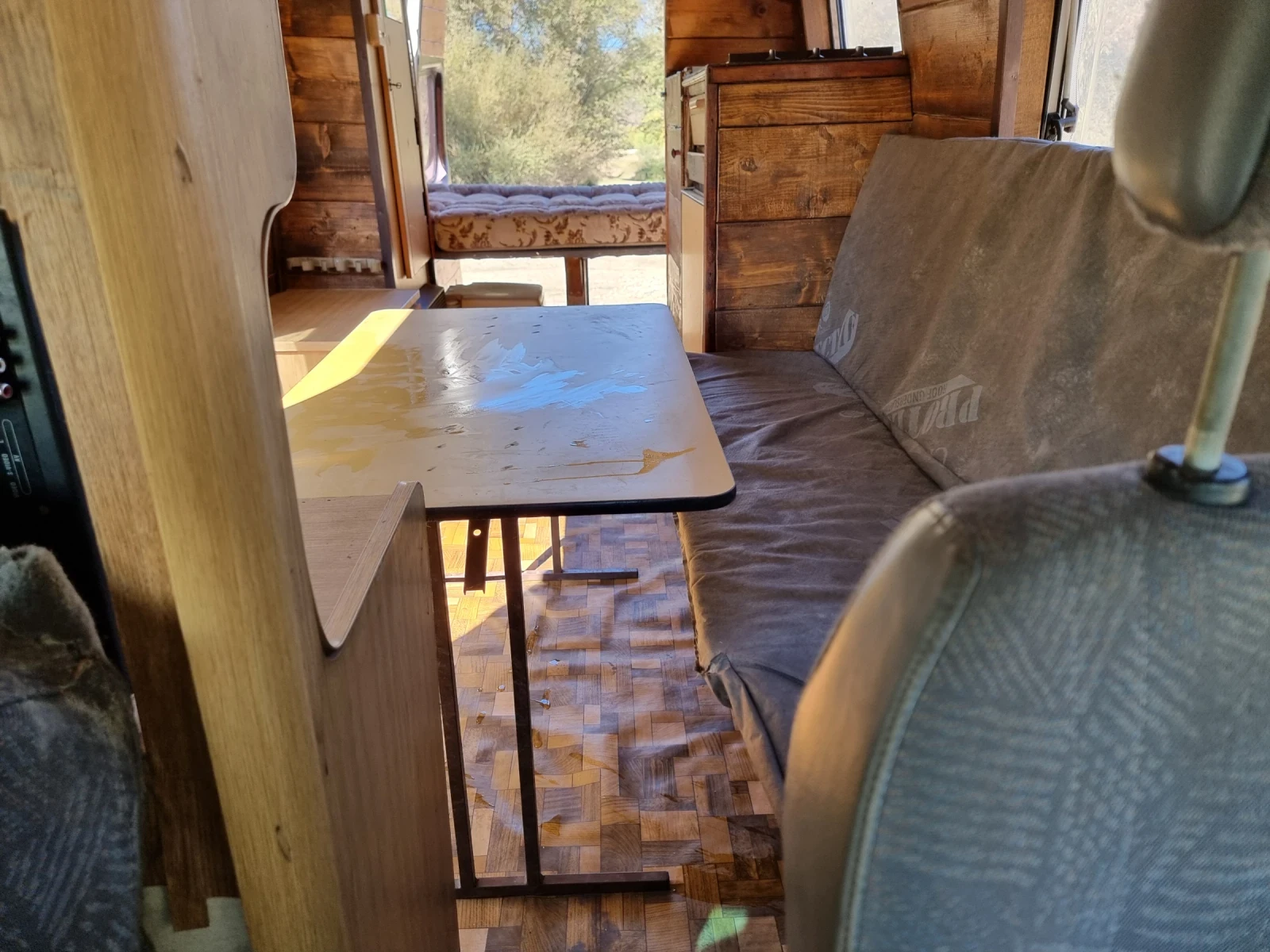 Ford Transit 2.4 TD   Camper, снимка 10 - Бусове и автобуси - 56641799
