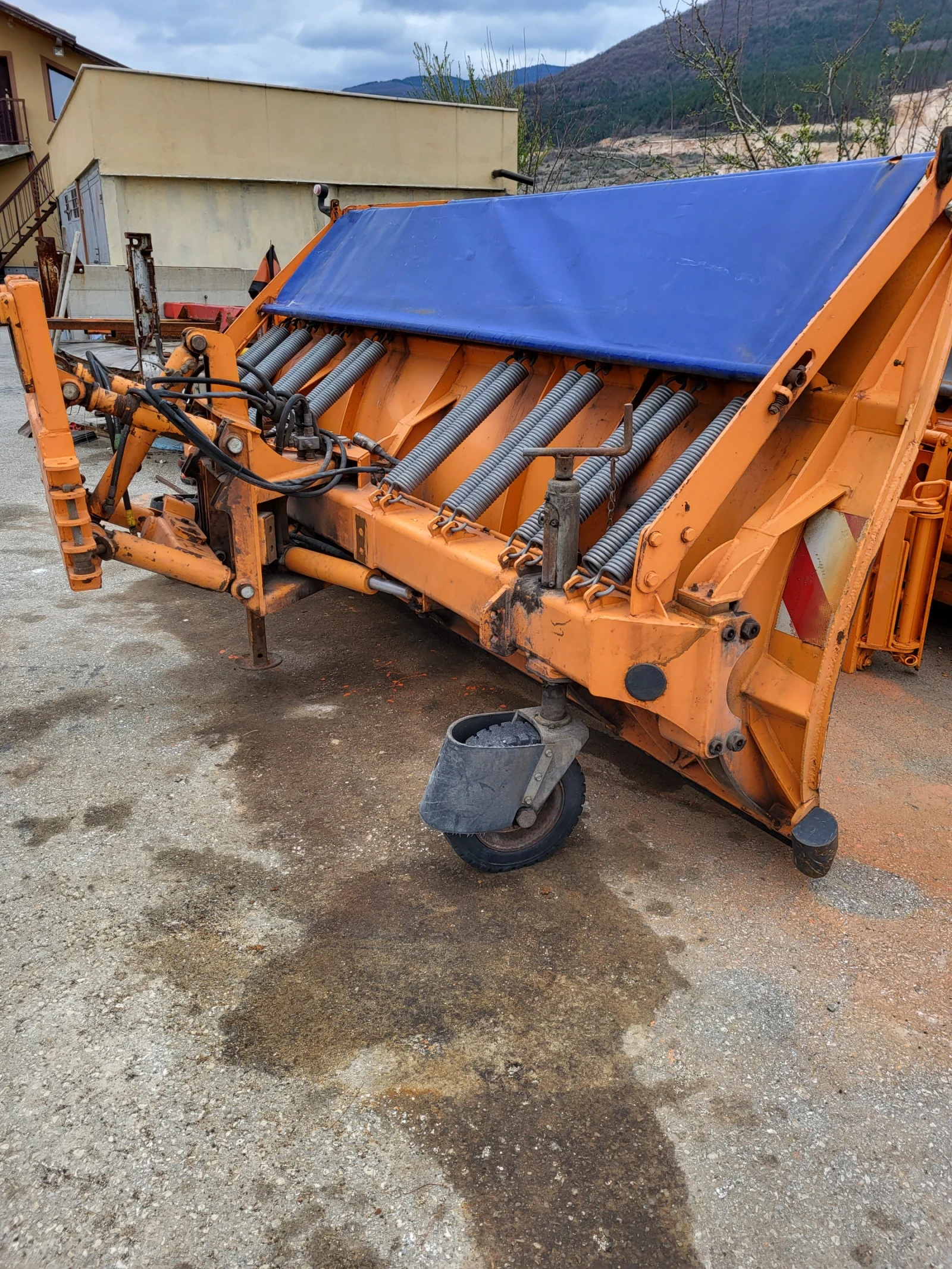 Mercedes-Benz Arocs ГРЕБЛА ЗА СНЯГ - изображение 9