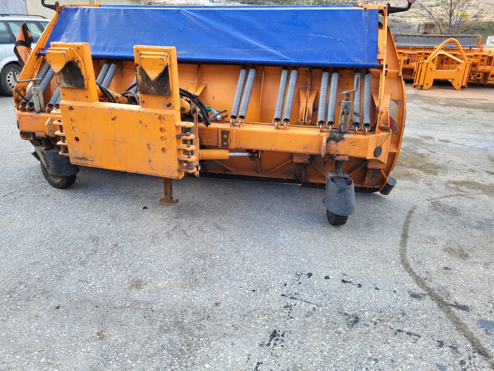 Mercedes-Benz Arocs ГРЕБЛА ЗА СНЯГ - изображение 2