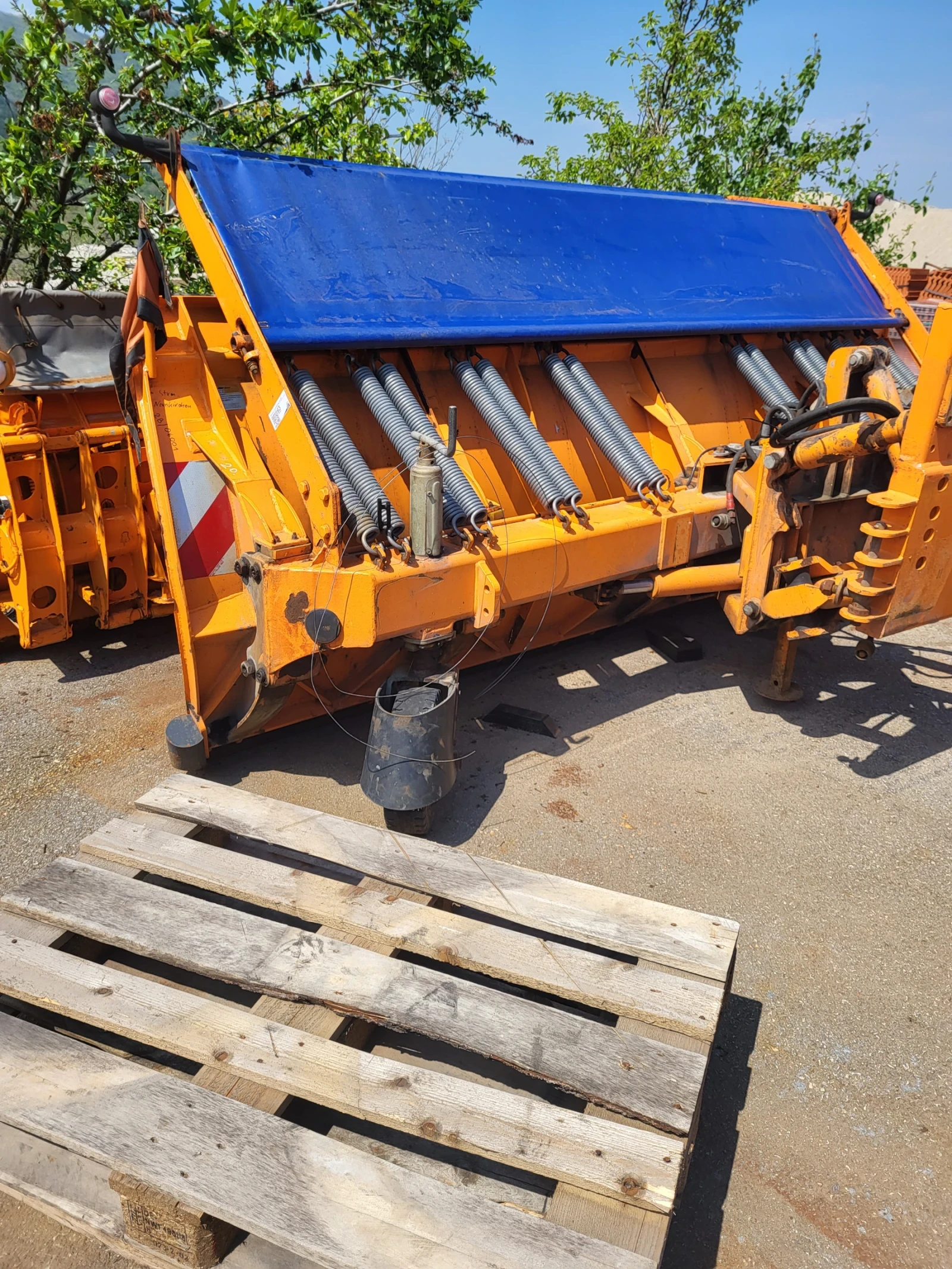 Mercedes-Benz Arocs ГРЕБЛА ЗА СНЯГ - изображение 5