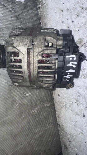 Динамо / Алтернатор за VW Golf 4 -  028903028, снимка 1