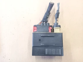 Реле подгревни свещи Пежо 5008,3008 1.6хди (б)