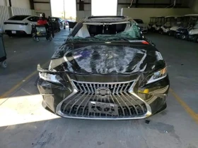 Lexus ES 2.5L 4 Front-wheel Drive, снимка 1