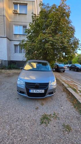 VW Touran 1.9 TDI 105 �.�. R-Line | 2009 �. | 5 �����  | Mobile.bg � ����� ������ 2