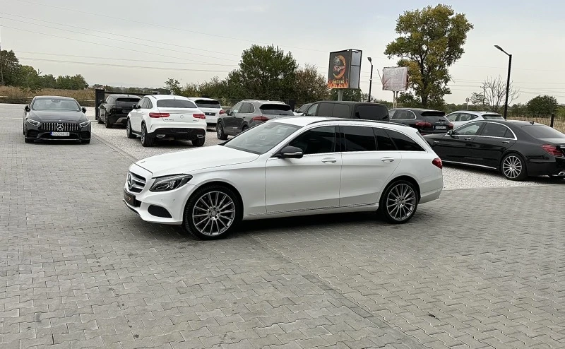 Mercedes-Benz C 220 d , снимка 2 - Автомобили и джипове - 42515385