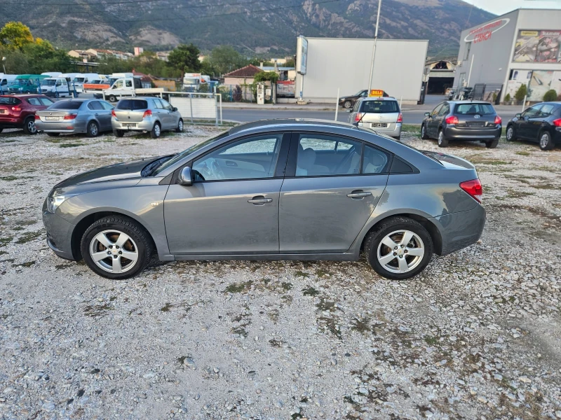 Chevrolet Cruze 1.8/ЕВРО5Б/LS, снимка 3 - Автомобили и джипове - 47496903