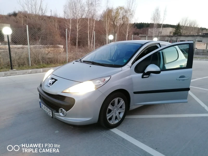 Peugeot 207, снимка 2 - Автомобили и джипове - 49103072