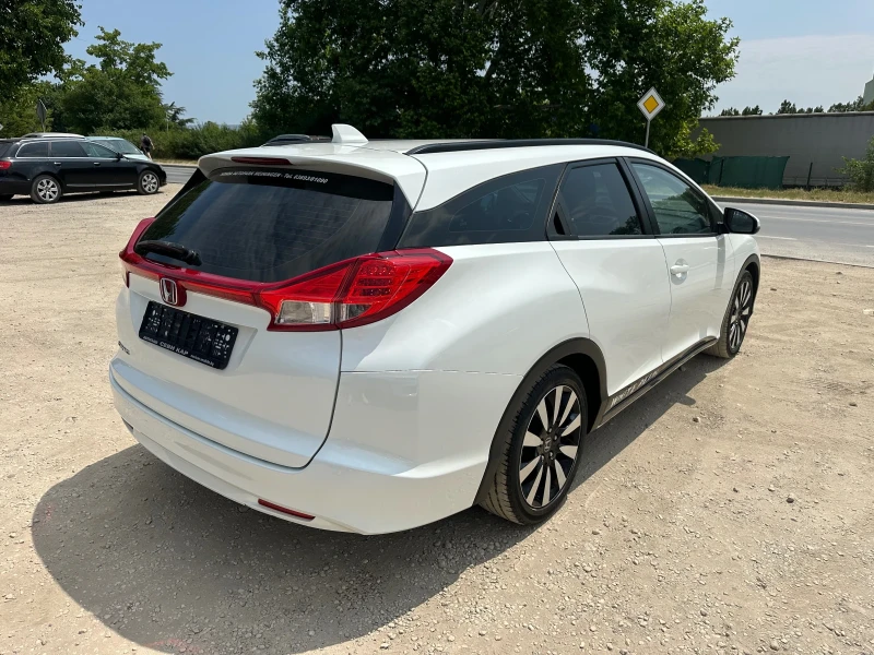 Honda Civic 1.8i, Euro5, Led, Камера! , снимка 8 - Автомобили и джипове - 50619601