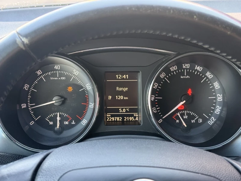 Skoda Superb, снимка 12 - Автомобили и джипове - 52829457