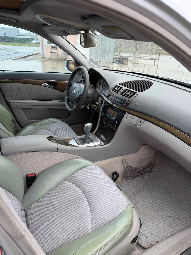 Mercedes-Benz E 270 Е270, снимка 6 - Автомобили и джипове - 53458119