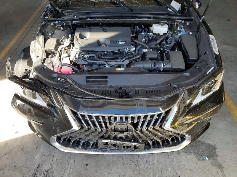 Lexus ES 2.5L 4 Front-wheel Drive, снимка 12 - Автомобили и джипове - 53964284