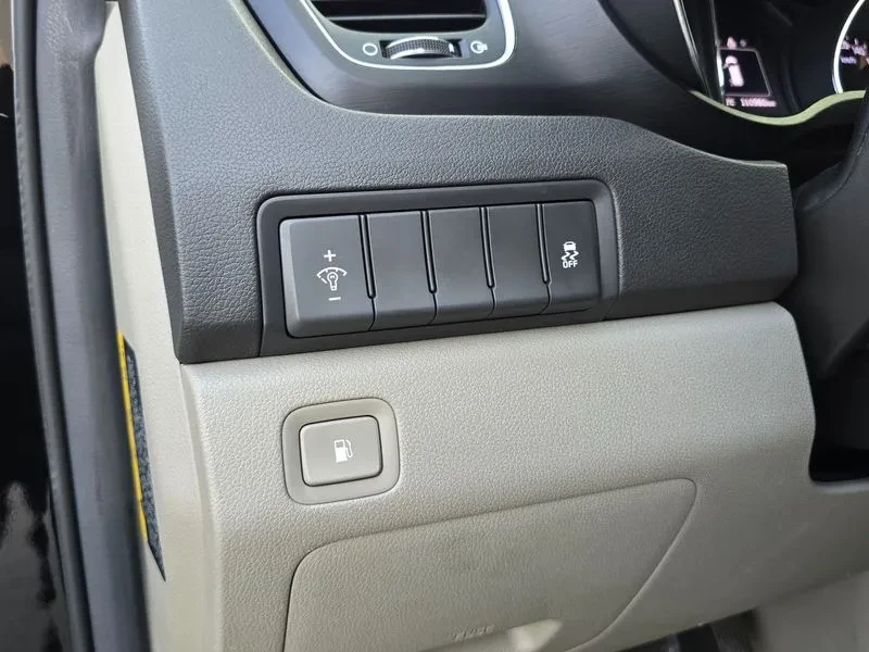 Kia Carnival Carnival 9-Seater Luxury 🔥 ���� �� ����� | Mobile.bg � ����������� 12