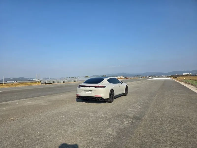 Porsche Panamera 4.8 4S 970, снимка 4 - Автомобили и джипове - 56677461