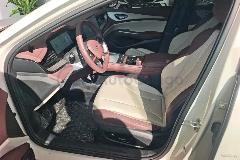 BYD Seal ЦЕНА ДО БЪЛГАРИЯ* , снимка 3 - Автомобили и джипове - 56682843