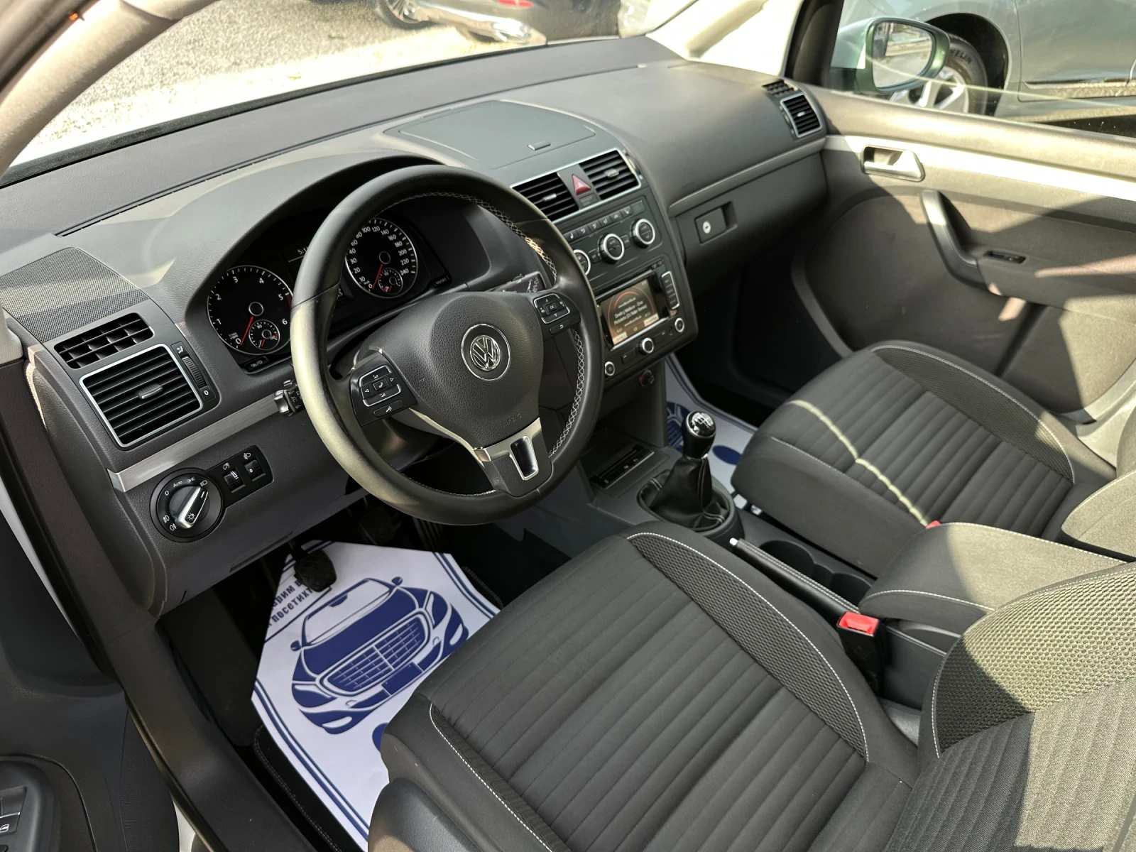 VW Touran ICoup* 1.6tdi* 105k.c*  - изображение 7