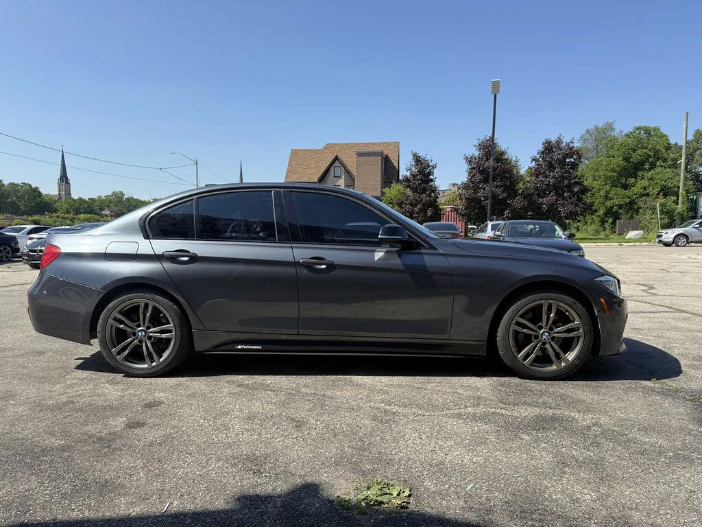 BMW 335 I * M-Package* * HeadUp* AвтоКредит* (ЦЕНА ДО БГ) - изображение 6
