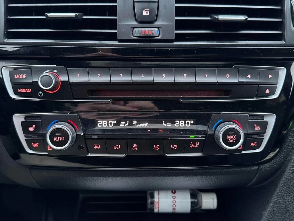 BMW 330 * 330i xDrive * CARFAX * БЕЗ ПЪРВОНАЧАЛНА ВНОСКА - изображение 10