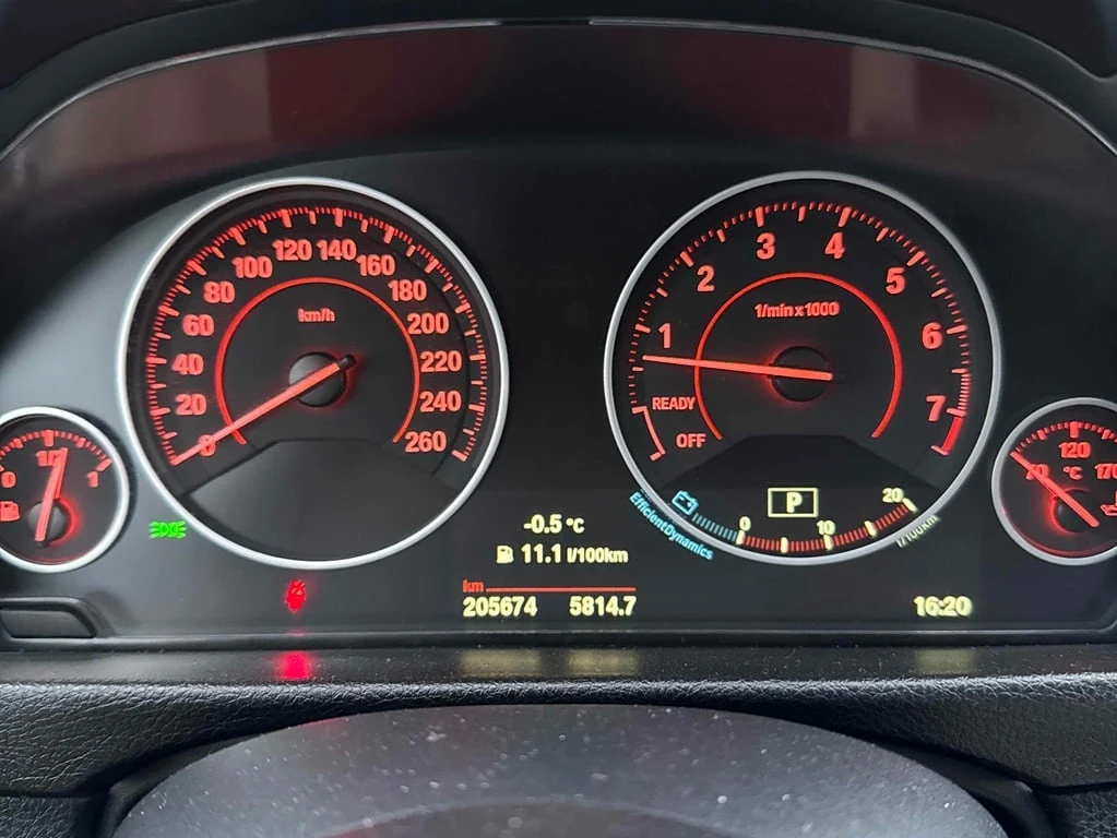 BMW 330 * 330i xDrive * CARFAX * БЕЗ ПЪРВОНАЧАЛНА ВНОСКА - изображение 8