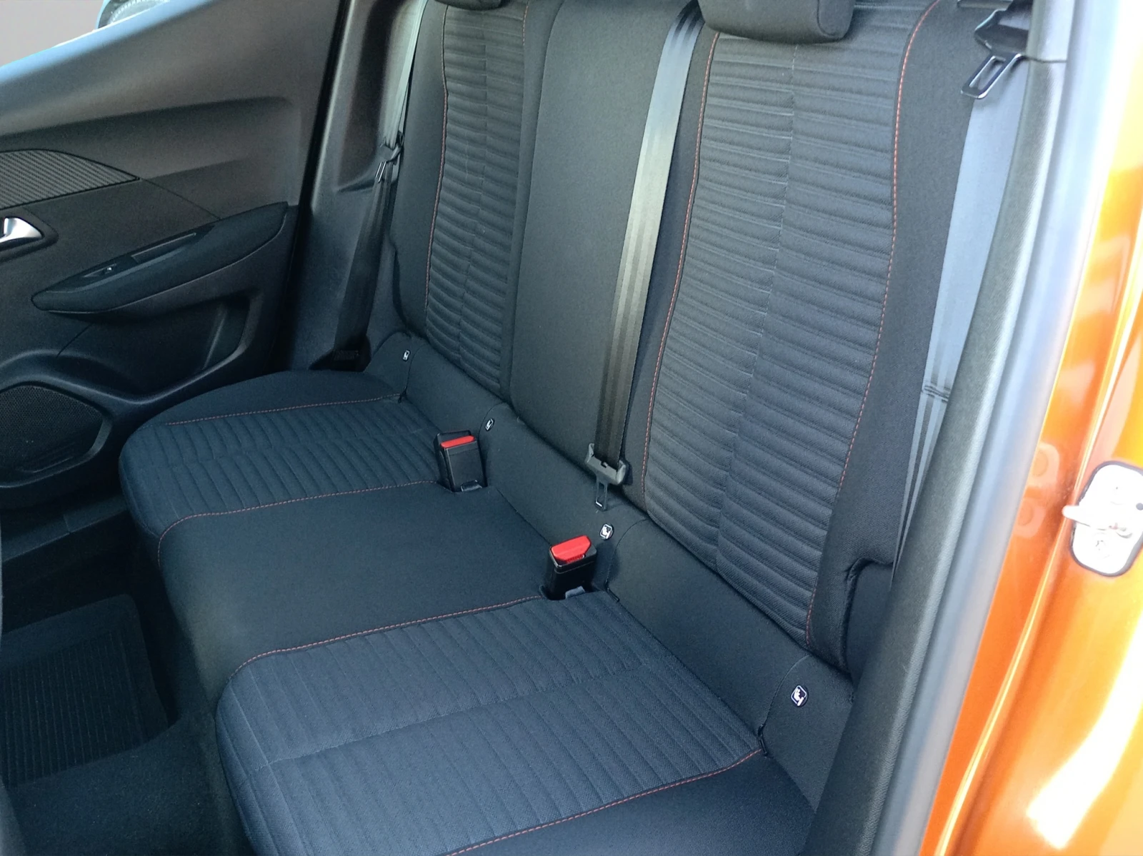 Peugeot 2008 New Line Up ACTIVE 1.2 PureTech 130 BVM6 EURO6 | Mobile.bg � ����������� 11