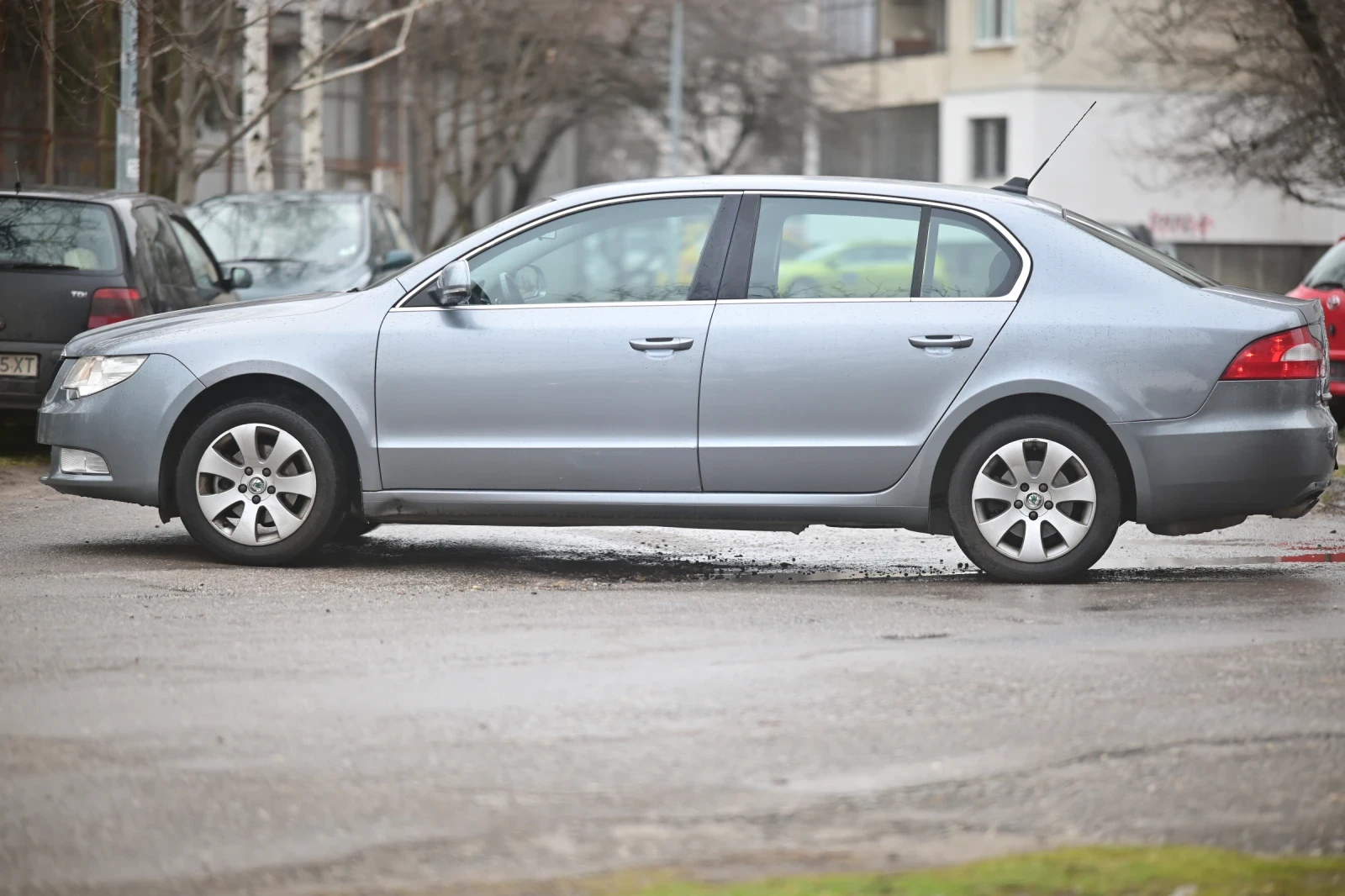 Skoda Superb  - изображение 2