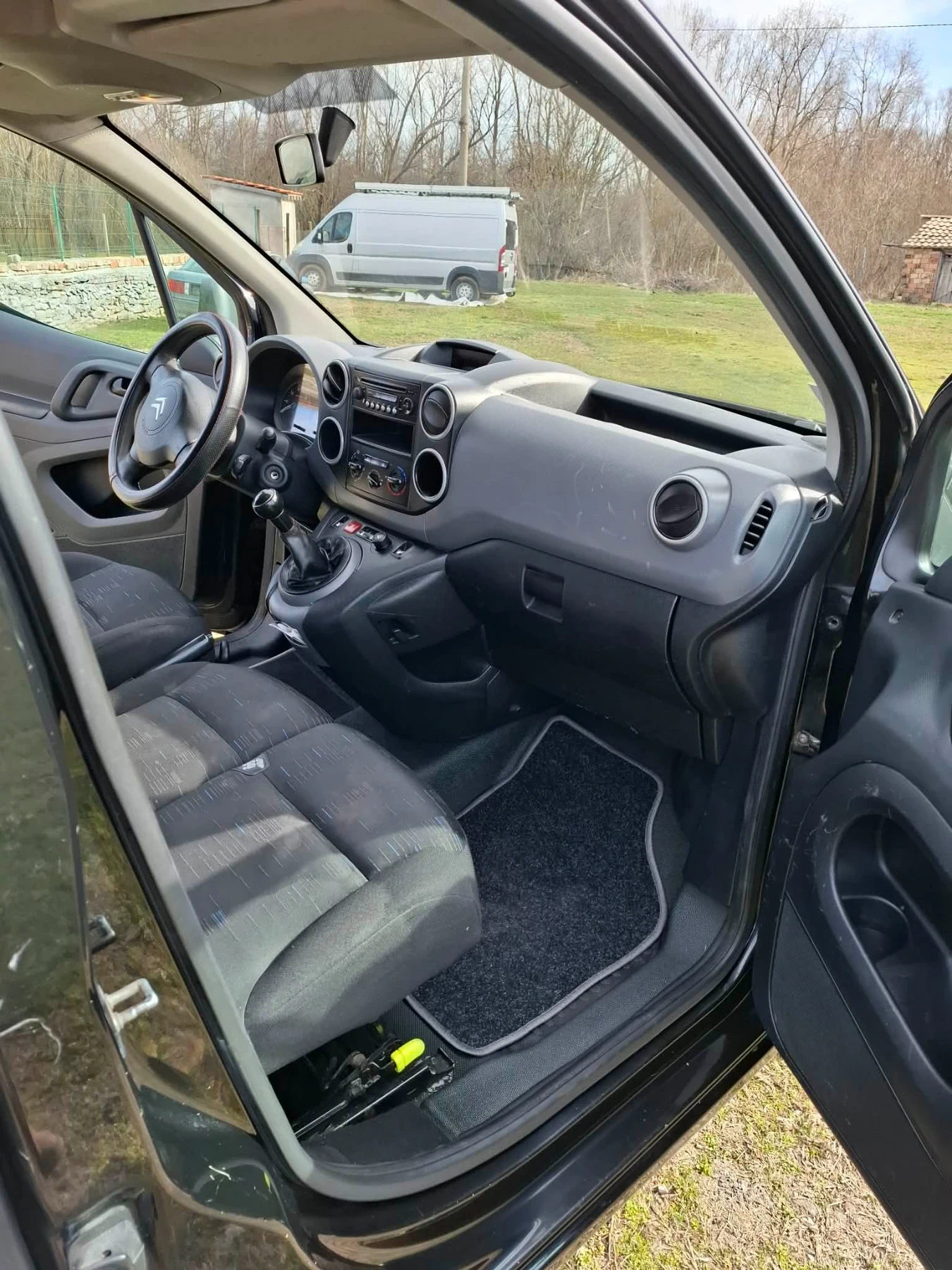 Citroen Berlingo, снимка 14 - Автомобили и джипове - 53770545