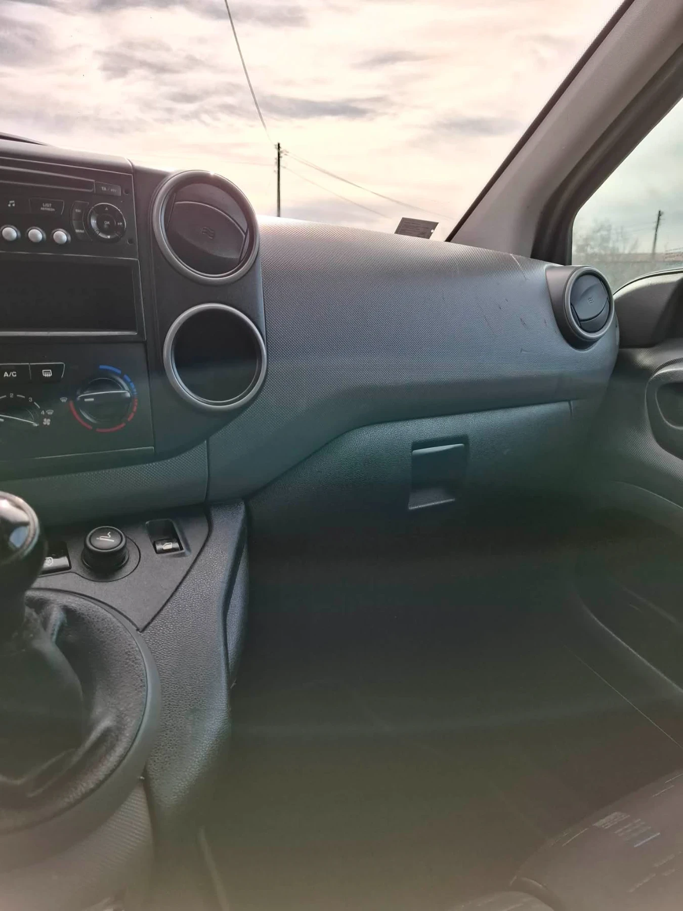 Citroen Berlingo, снимка 12 - Автомобили и джипове - 53770545