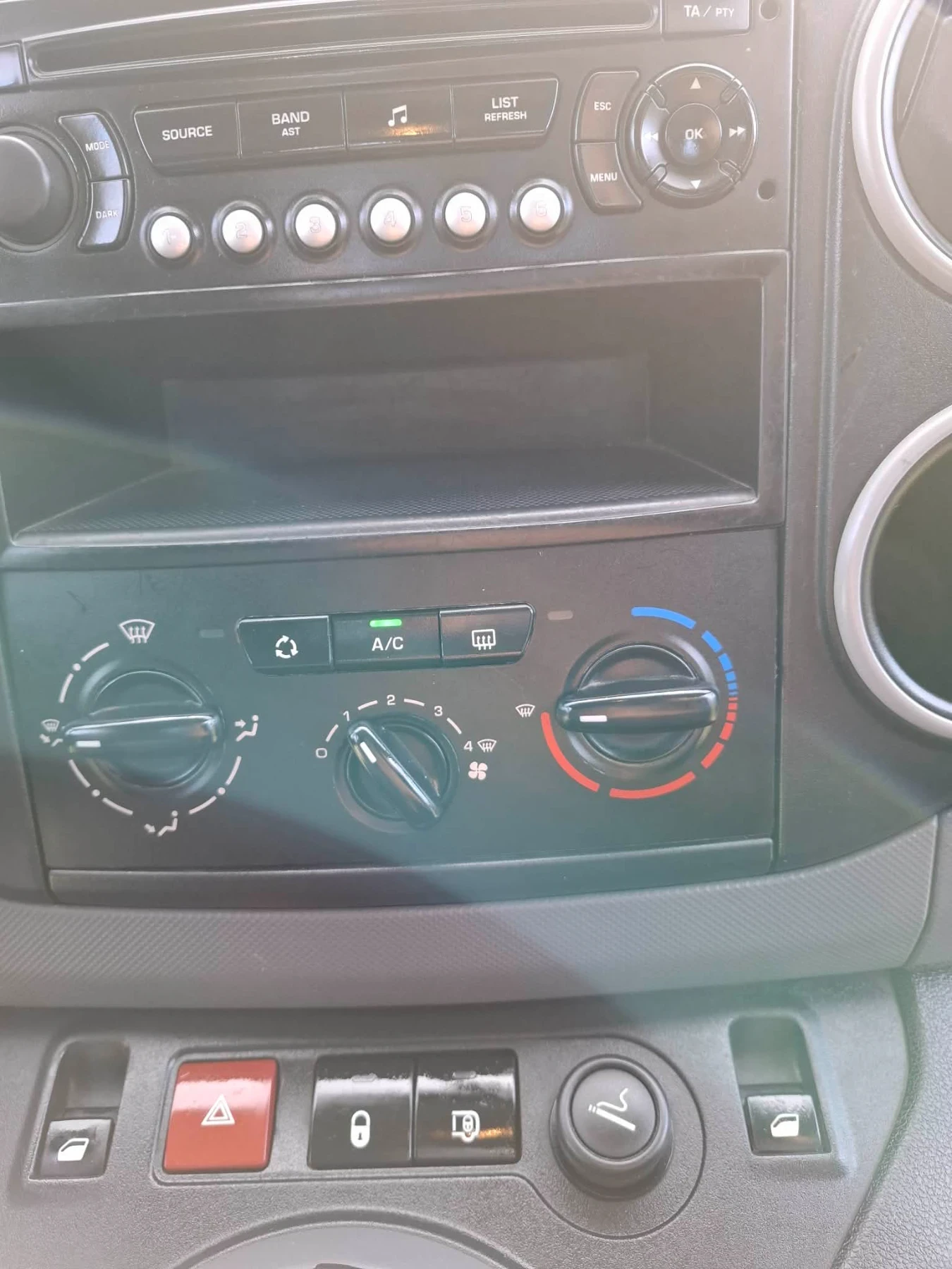 Citroen Berlingo, снимка 17 - Автомобили и джипове - 53770545