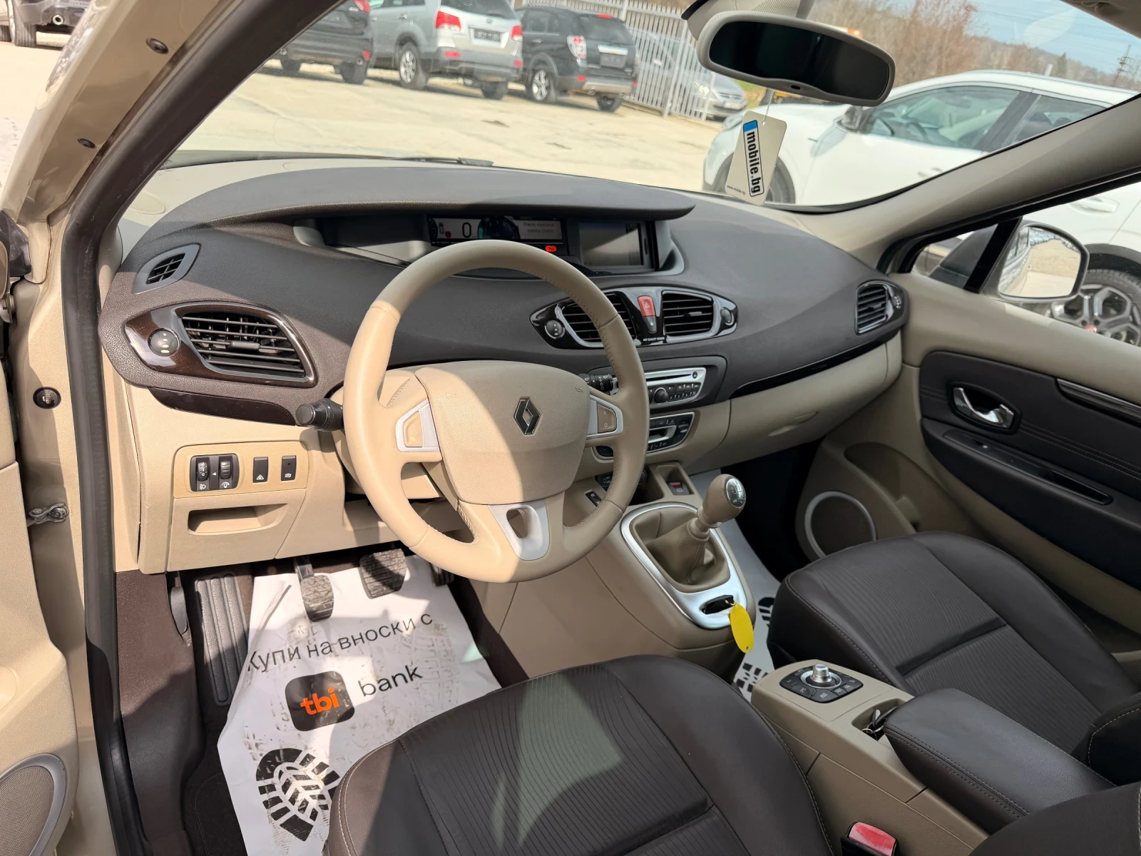 Renault Scenic 1.9dci 131k.c * Navi* 7 mesta* UNIKAT* , снимка 7 - Автомобили и джипове - 53968575