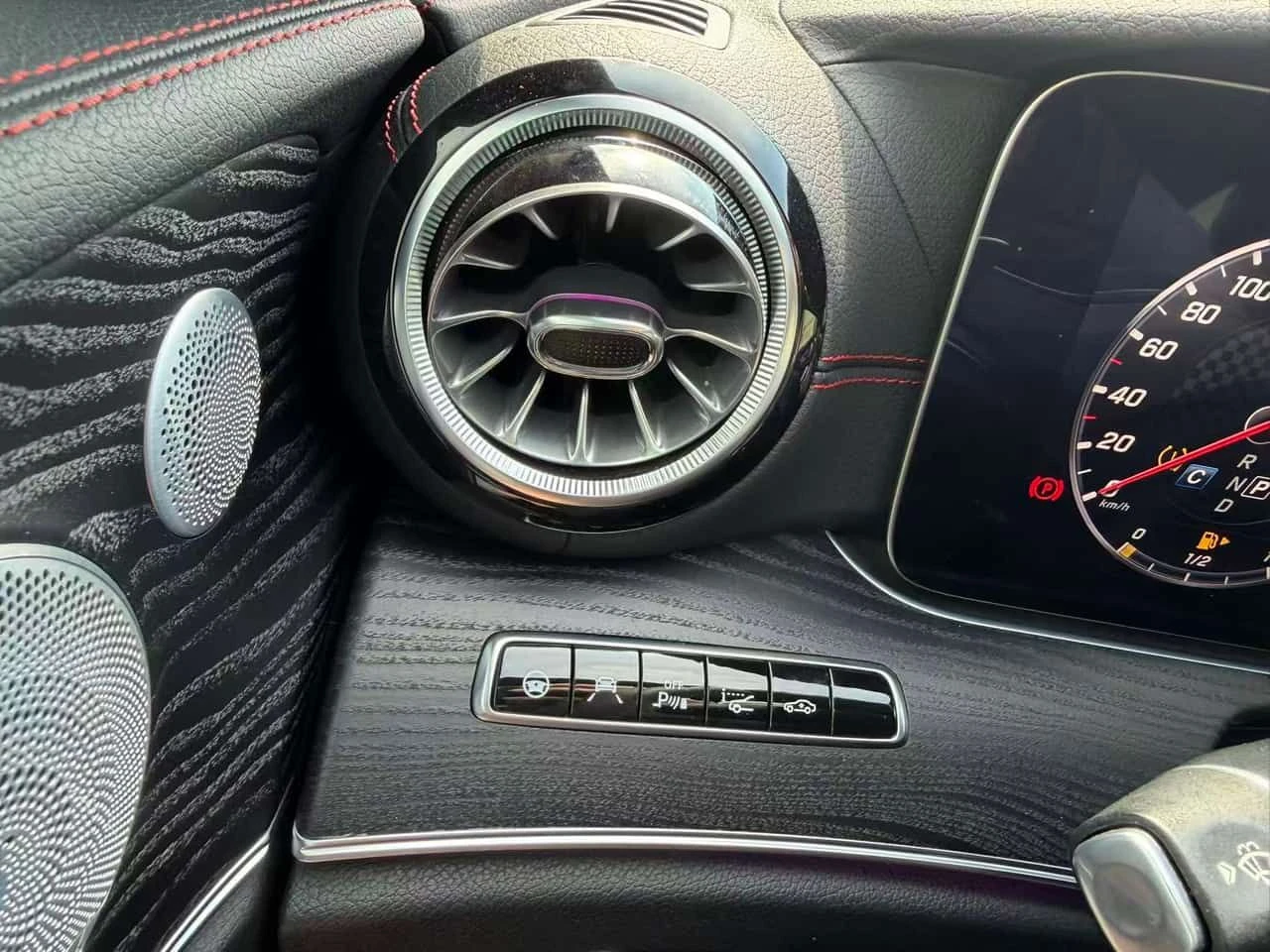 Mercedes-Benz E 53 AMG * DISTRONIC* BURMESTER* ОБДУХВАНЕ* , снимка 11 - Автомобили и джипове - 54161136