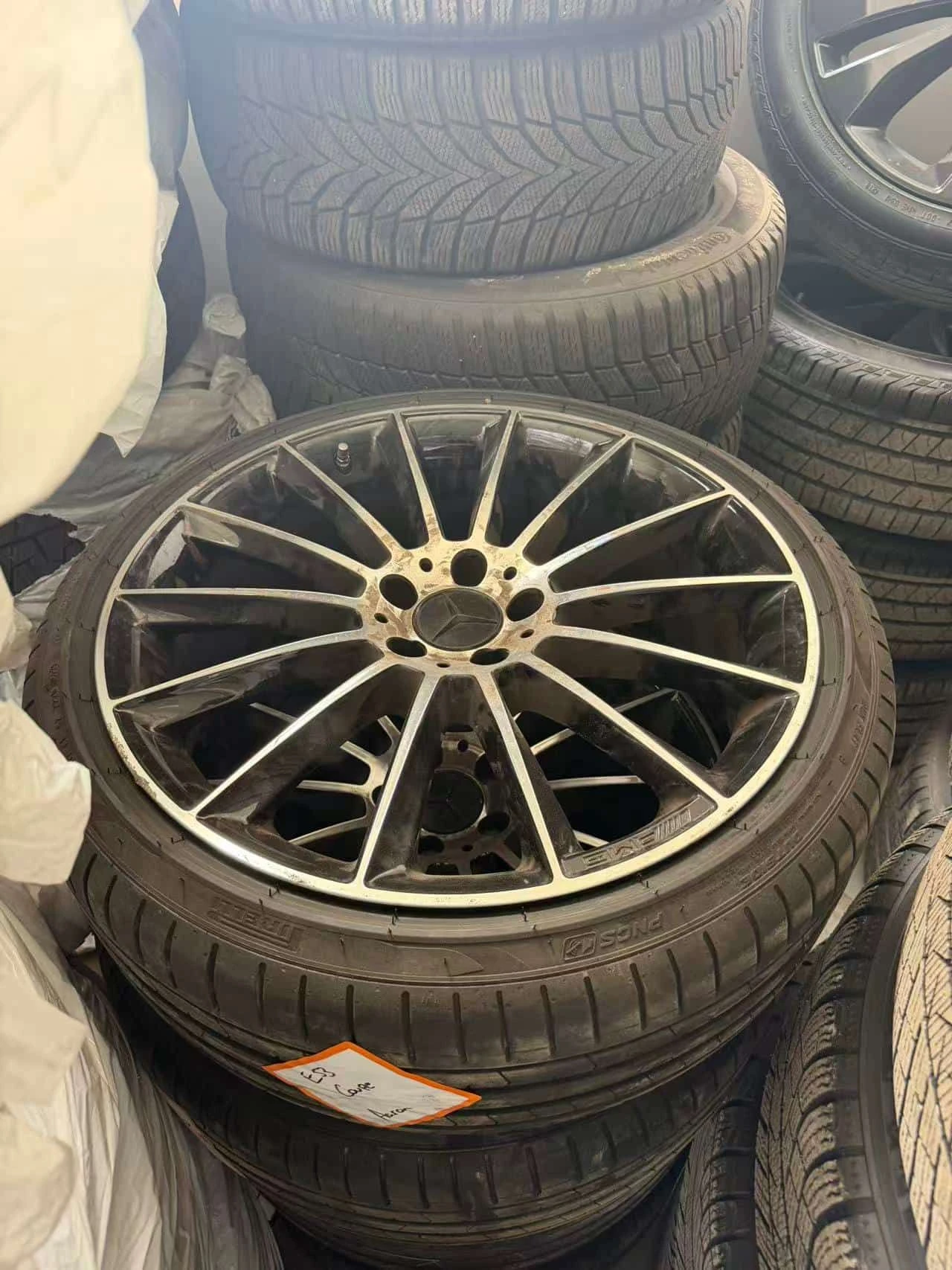 Mercedes-Benz E 53 AMG * DISTRONIC* BURMESTER* ОБДУХВАНЕ* , снимка 13 - Автомобили и джипове - 54161136