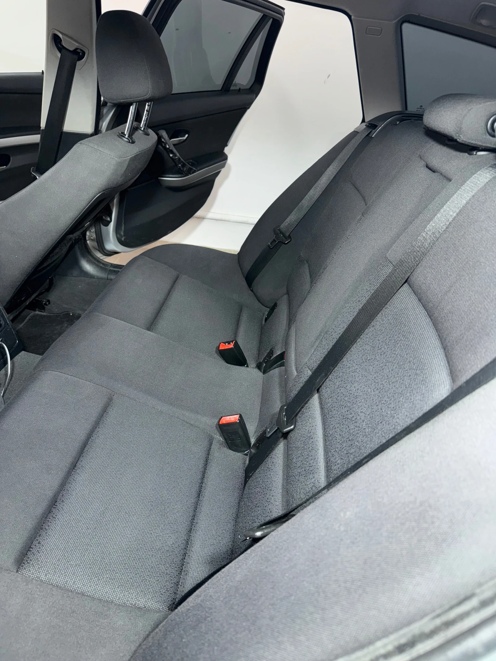 BMW 318 320d 1.8 143hp, снимка 4 - Автомобили и джипове - 54443819