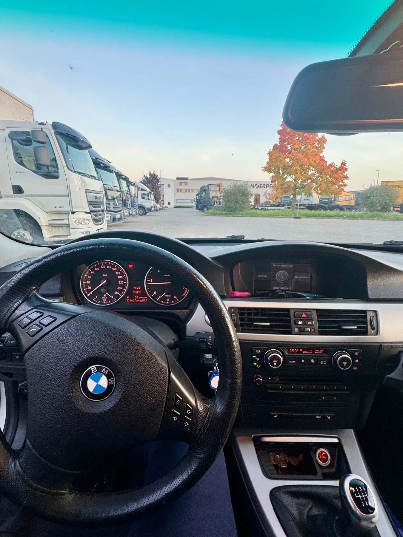 BMW 318 320d 1.8 143hp, снимка 2 - Автомобили и джипове - 54443819