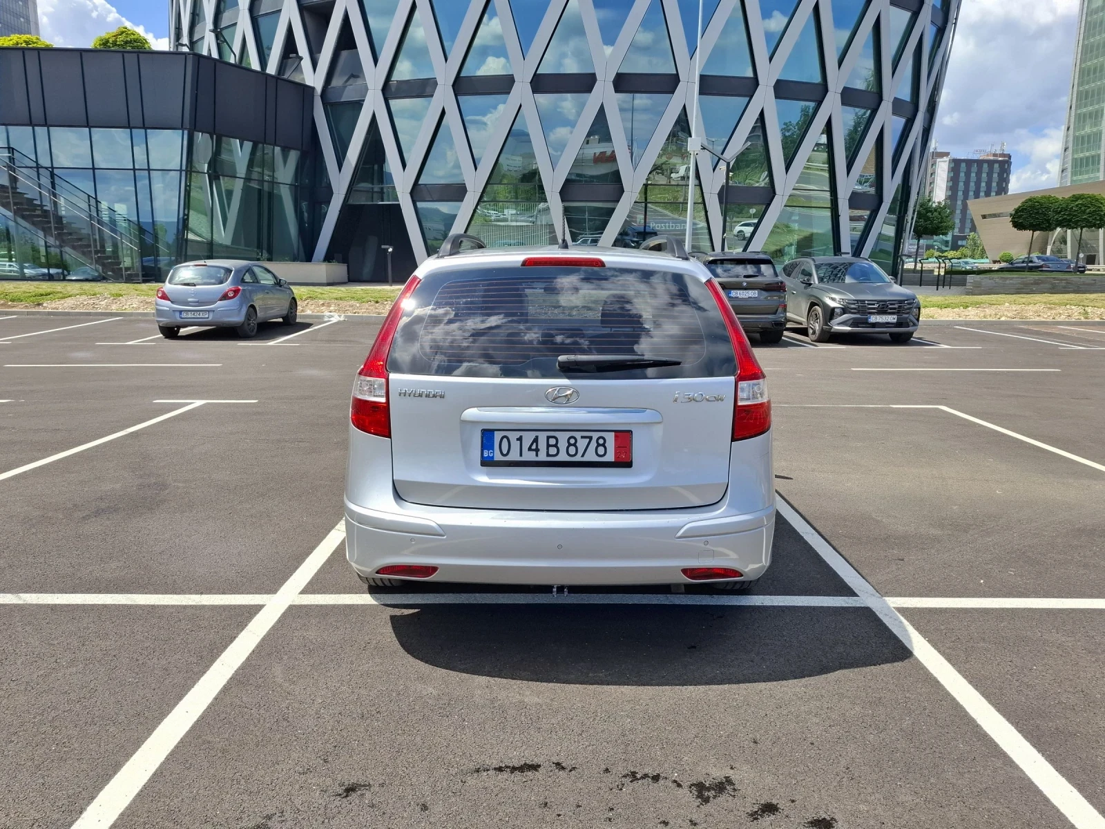 Hyundai I30 1.6, снимка 6 - Автомобили и джипове - 54975674