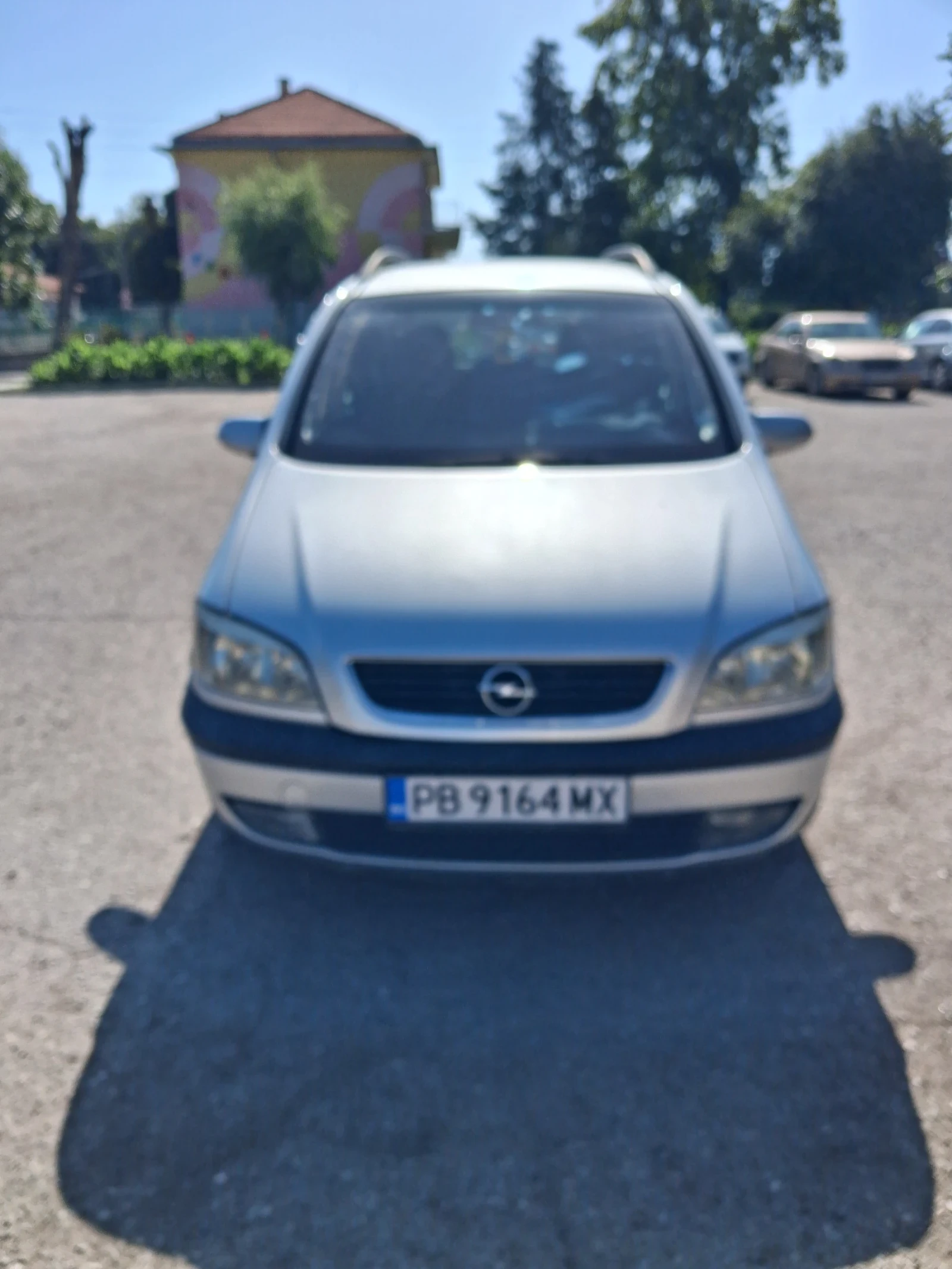 Opel Zafira 2.0Д  КЛИМА 101К, снимка 9 - Автомобили и джипове - 55084218