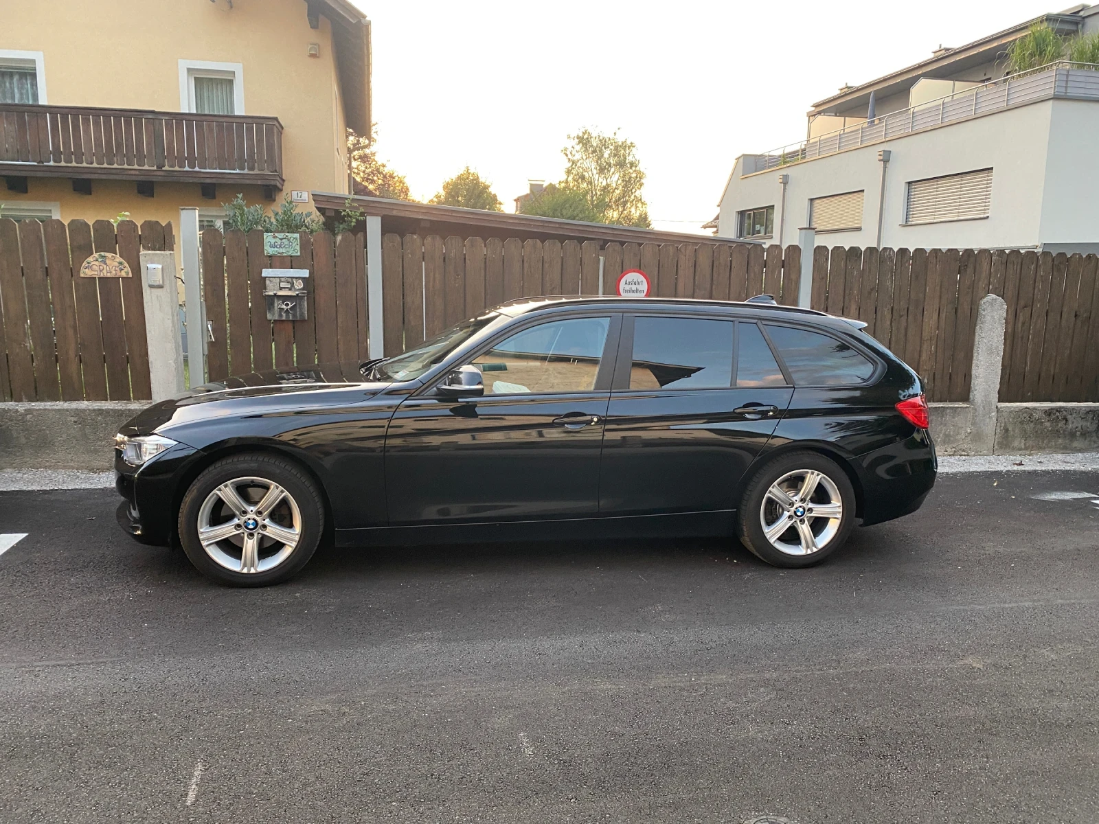 BMW 320 D xDrive, снимка 12 - Автомобили и джипове - 55137254