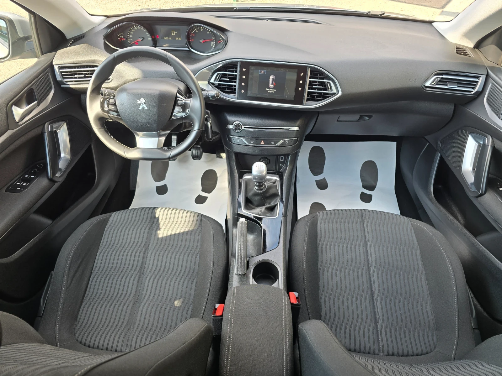 Peugeot 308 1.6HDi-Navi= Led= Euro6, снимка 11 - Автомобили и джипове - 55326020