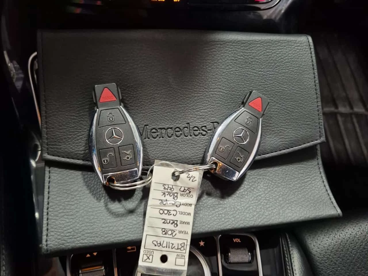 Mercedes-Benz C 300 * Convertible * CARFAX * Без инциденти * , снимка 10 - Автомобили и джипове - 55358921