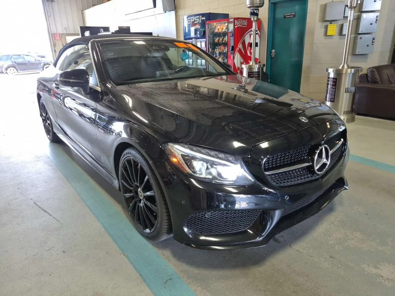 Mercedes-Benz C 300 * Convertible * CARFAX * Без инциденти * , снимка 2 - Автомобили и джипове - 55358921