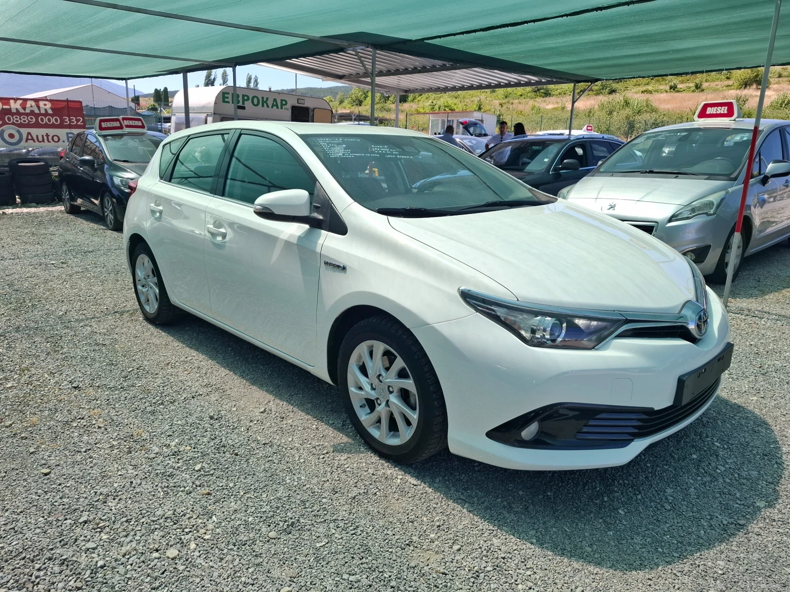 Toyota Auris 1, 8Hybrid-127000km!!!-Facelift!!!, снимка 3 - Автомобили и джипове - 55507378
