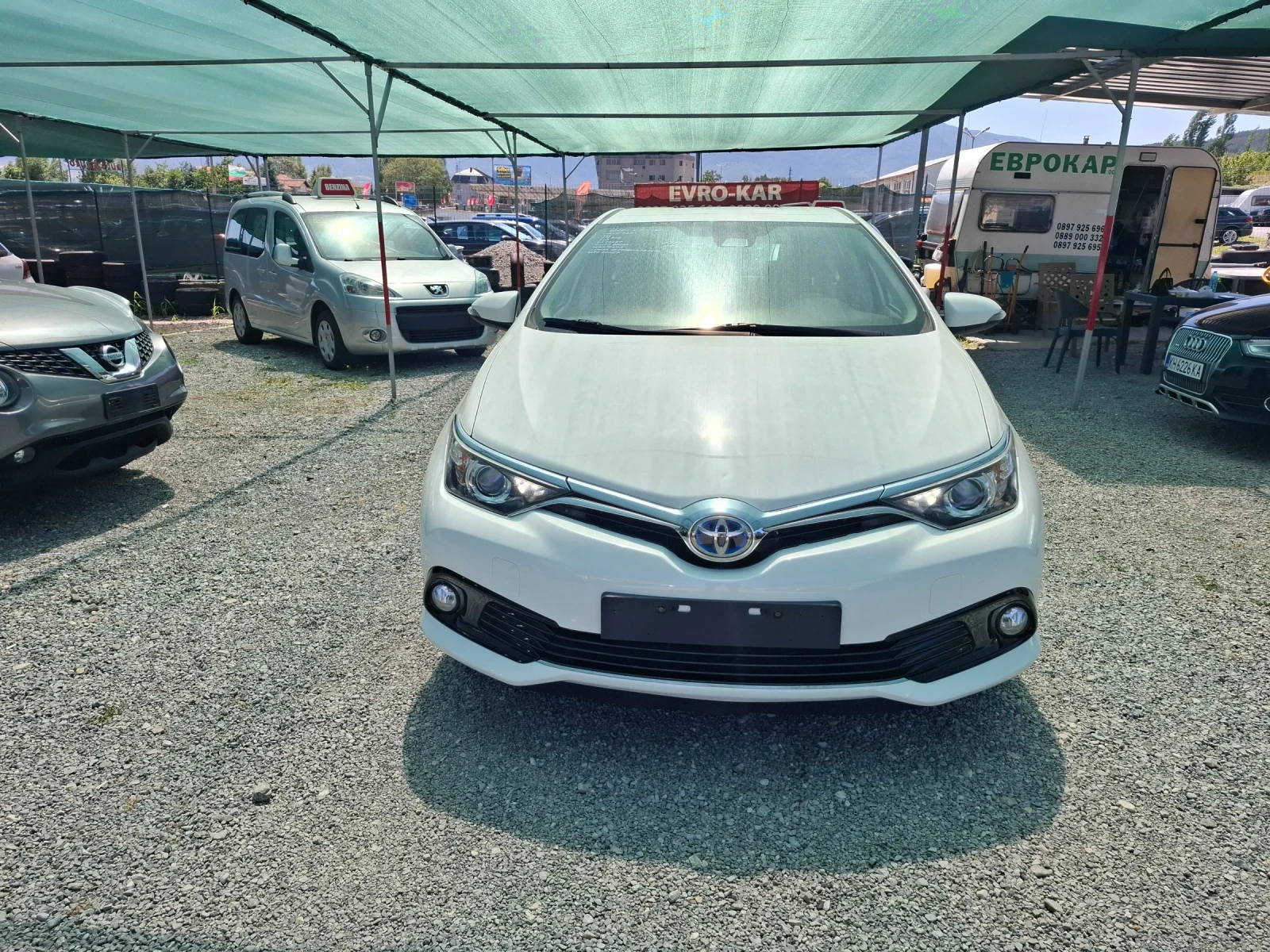 Toyota Auris 1, 8Hybrid-127000km!!!-Facelift!!!