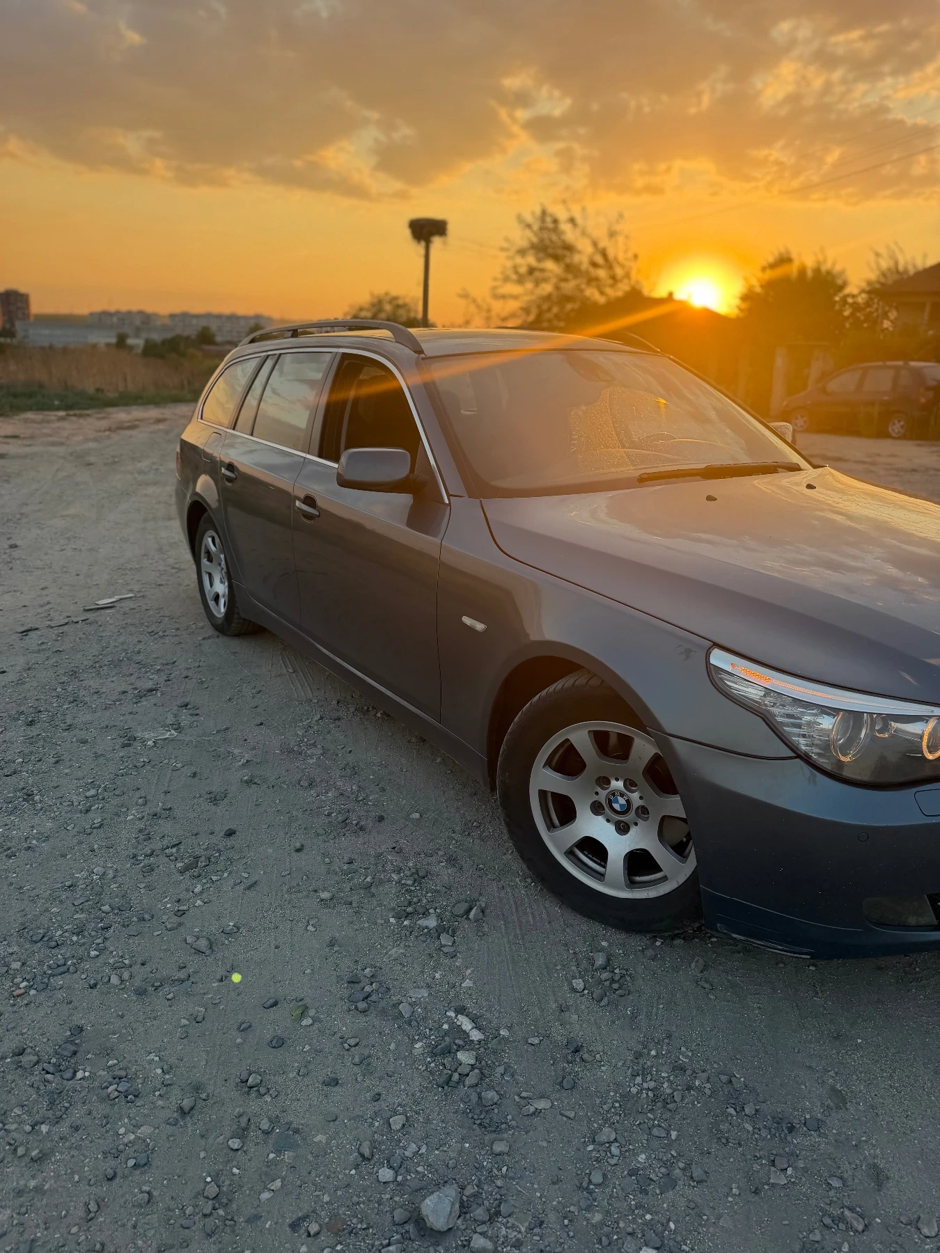 BMW 520 520d, снимка 2 - Автомобили и джипове - 55580039
