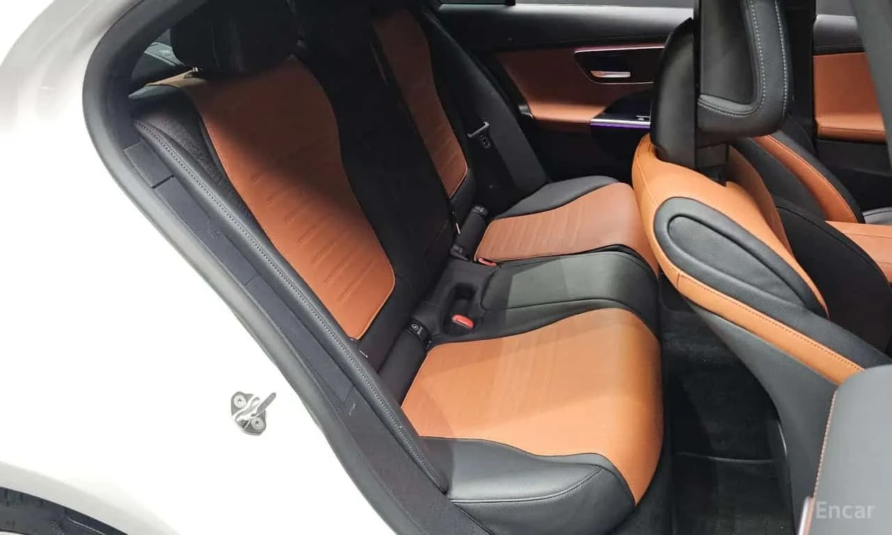 Mercedes-Benz C 300 C300 4MATIC AMG Line, снимка 11 - Автомобили и джипове - 55647312